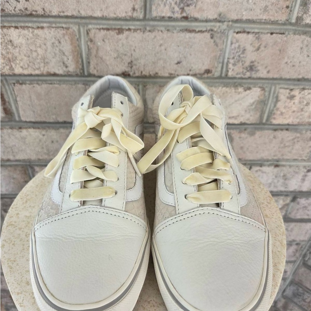 Vans Cream Old Skool Sneakers leather